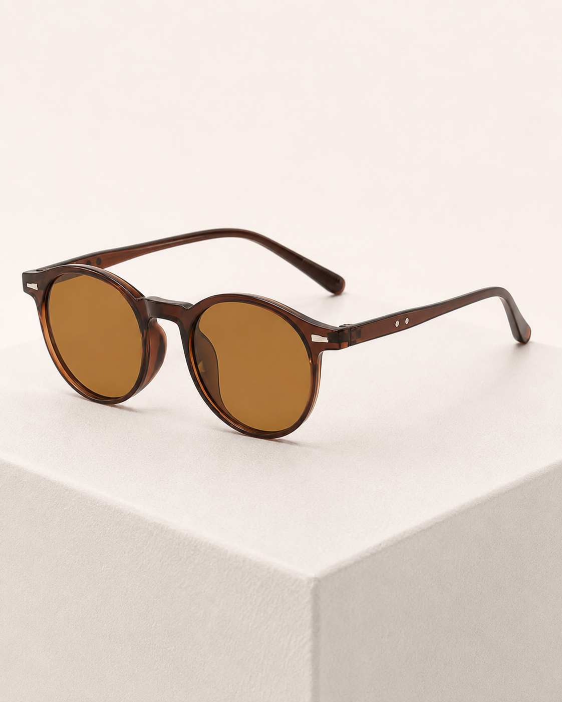 Amoire Round Sunglasses